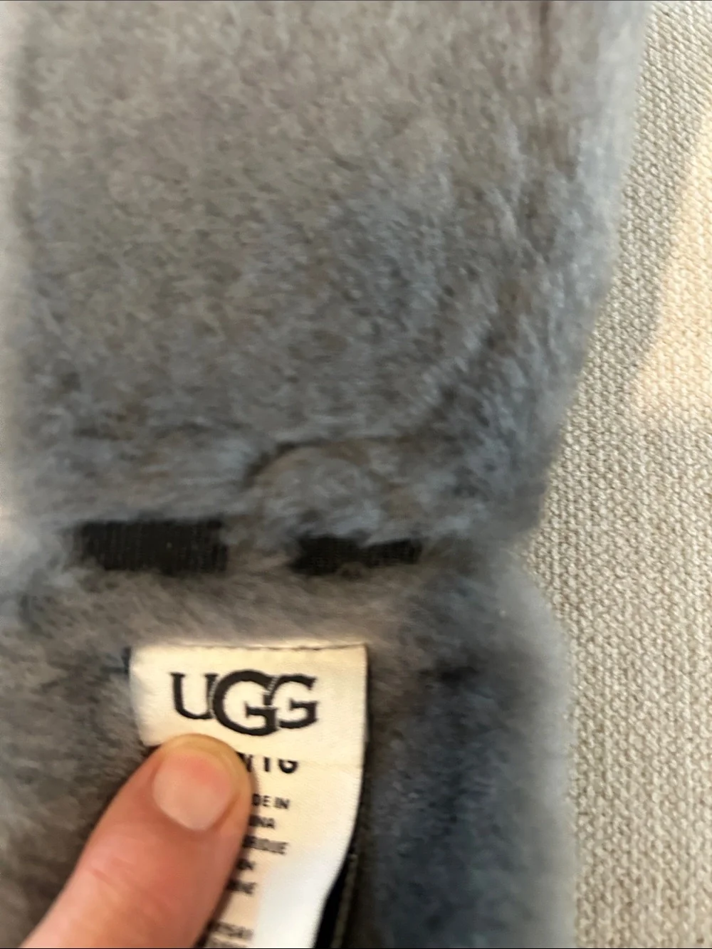 UGG Genuine Shearling Sheepskin Reversible Headband Gray L/XL, NWOT